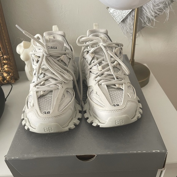 Balenciaga Shoes - AUTHENTIC BALENCIAGA SNEAKERS.